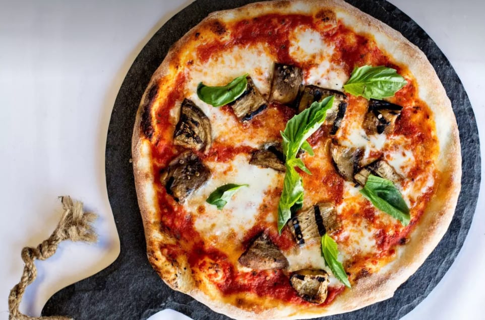 Romano Pizza 12".