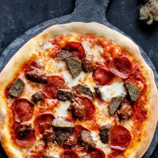 Carnivoro Pizza (Meat Lover) 20"