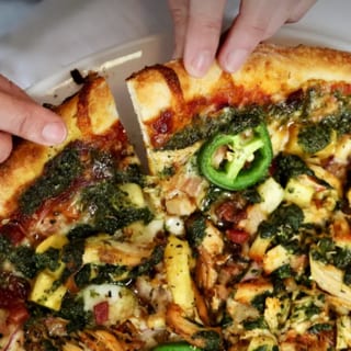 Hot Hawaiian Pizza 20"